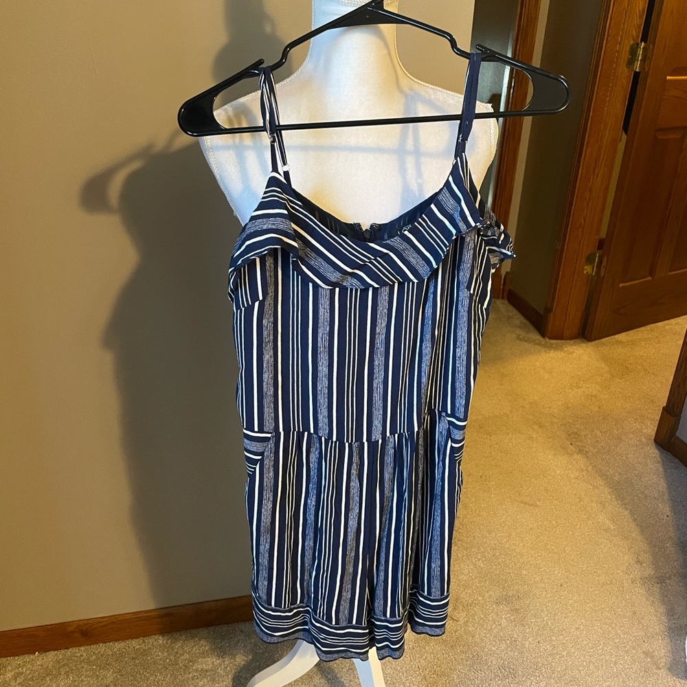 Loft romper - Picture 2 of 2